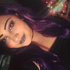 Meet your Posher, Raina